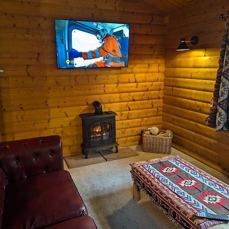 Pineshadow Lodge-Dog Friendly Kenwick Park Louth ラウス エクステリア 写真