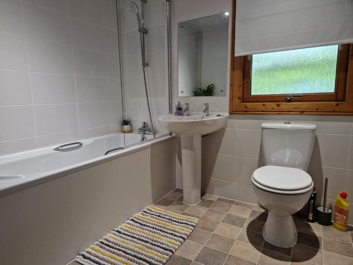 Pineshadow Lodge-Dog Friendly Kenwick Park Louth ラウス エクステリア 写真
