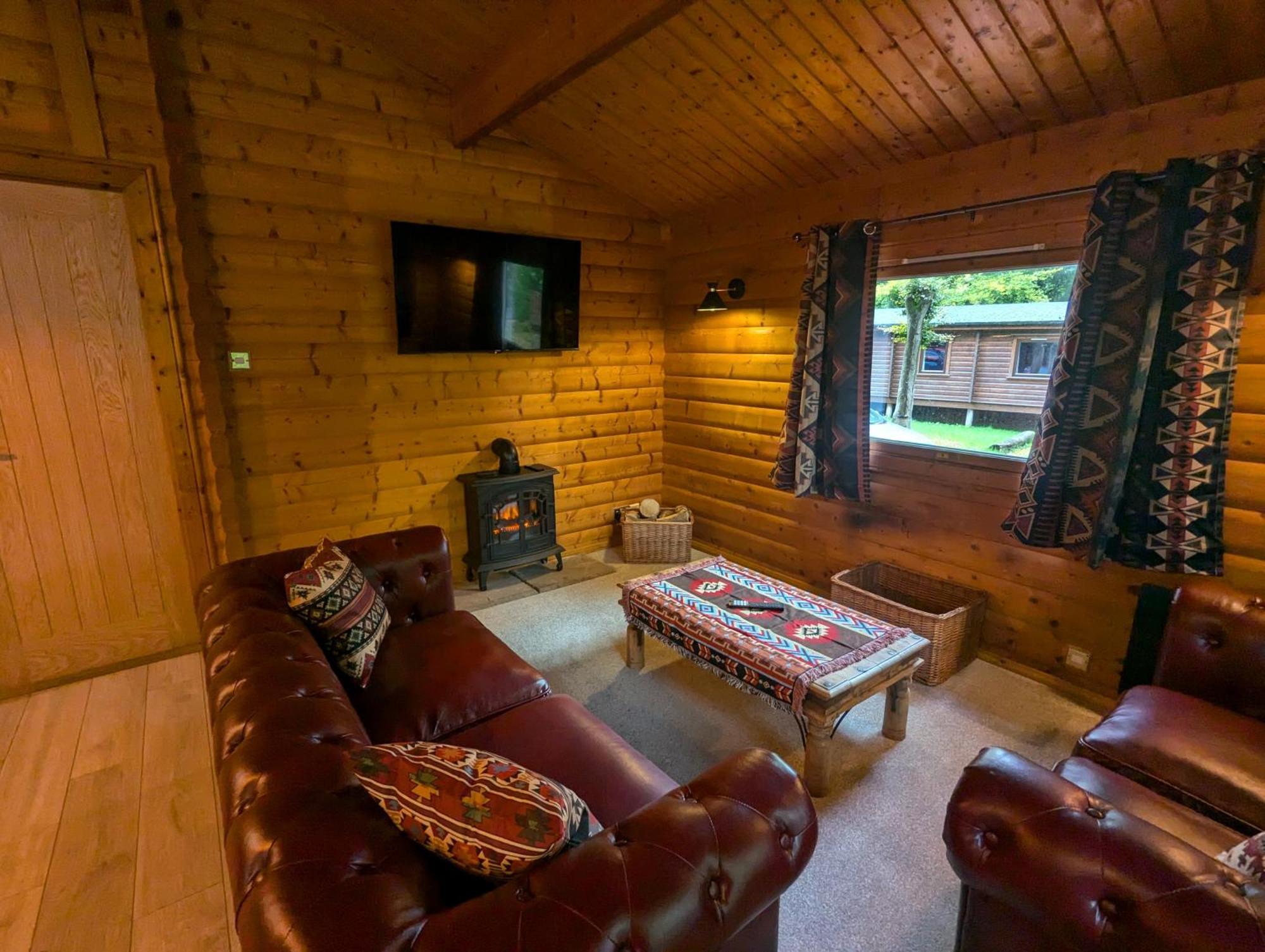 Pineshadow Lodge-Dog Friendly Kenwick Park Louth ラウス エクステリア 写真